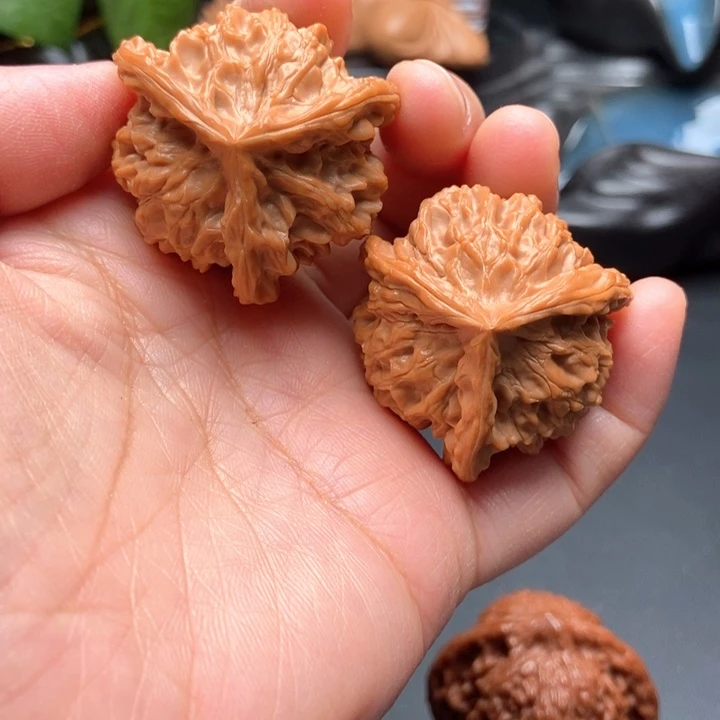 把件文玩核桃三棱37尺