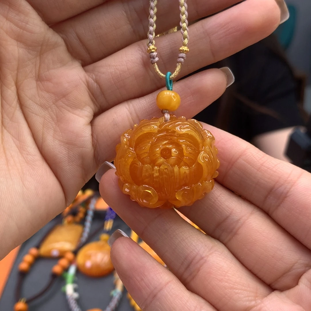 未镶嵌颈饰蜜蜡天然