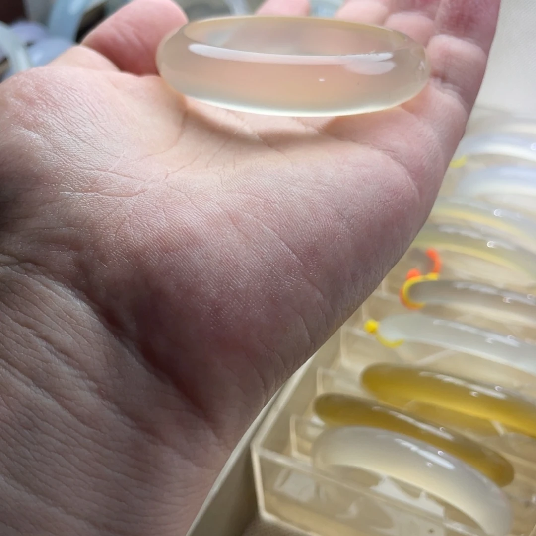 玛瑙/玉髓手镯合金