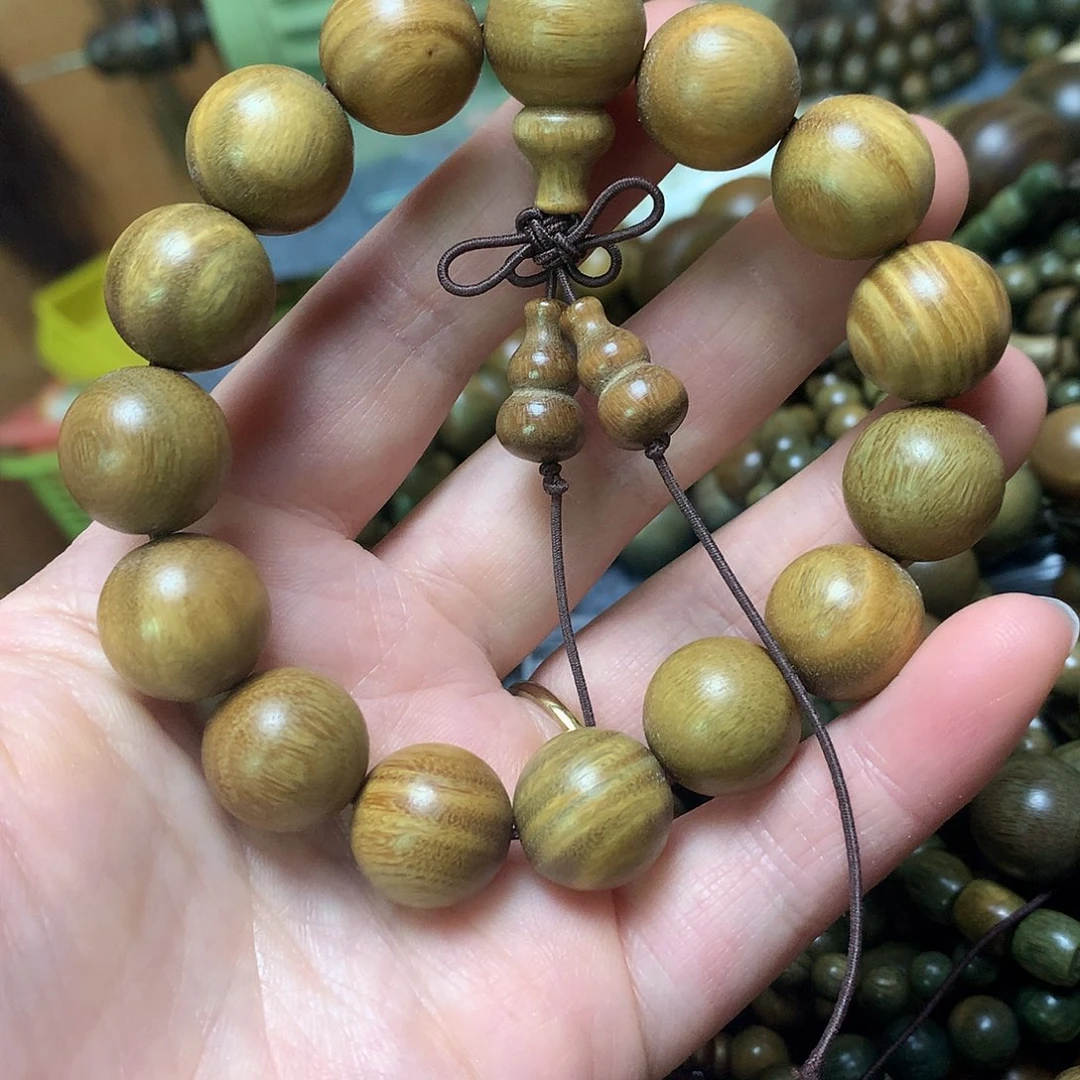 维腊木（绿檀）手串/手链红****室