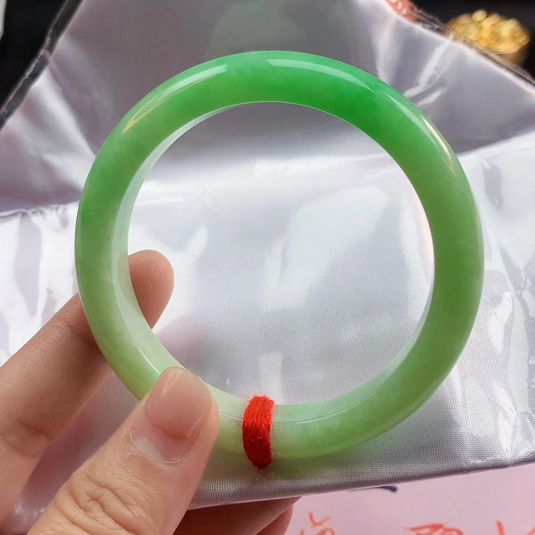 翡翠手镯未镶嵌用****856圈2428