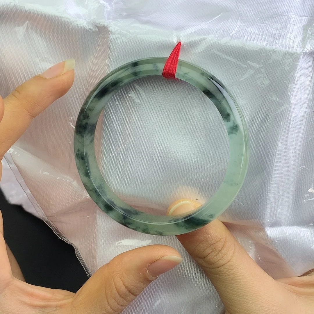 翡翠未镶嵌手镯57.6