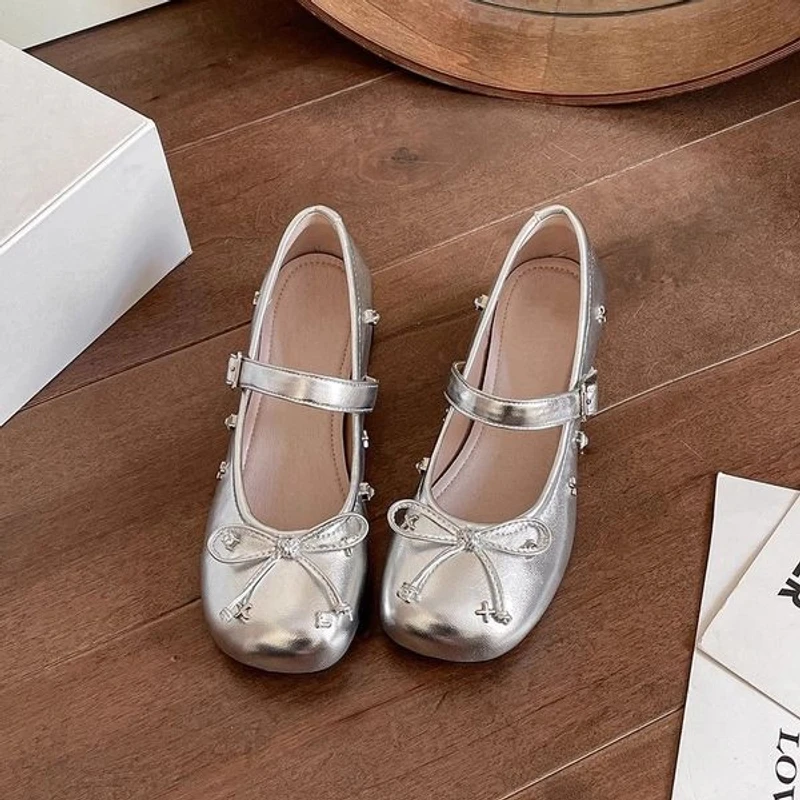 银色小玛丽珍单鞋配裙子浅口圆头蝴蝶结芭蕾风法式粗跟女鞋