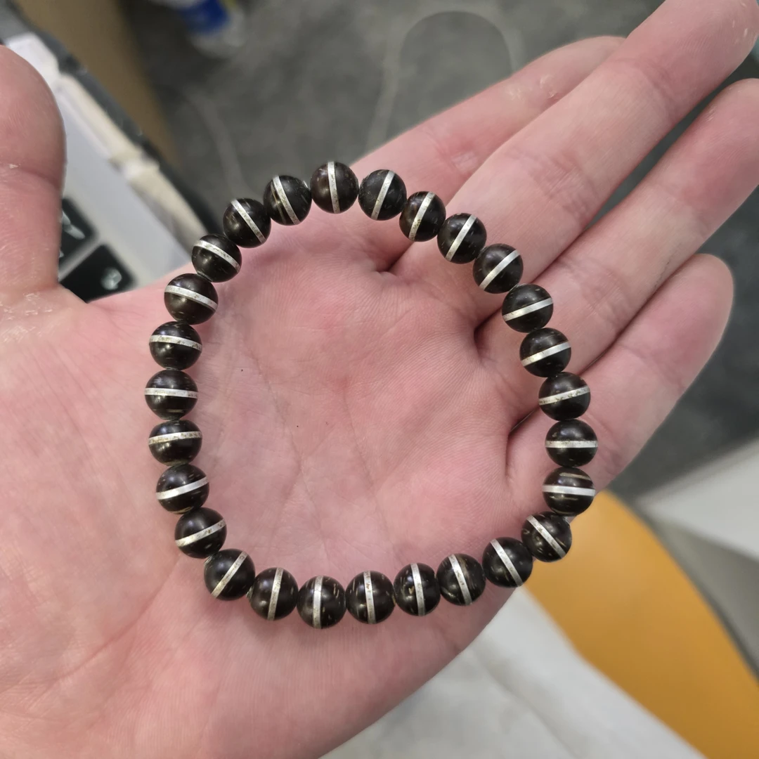 卡8mm椰蒂搓银色手串LUMG0116-2-1