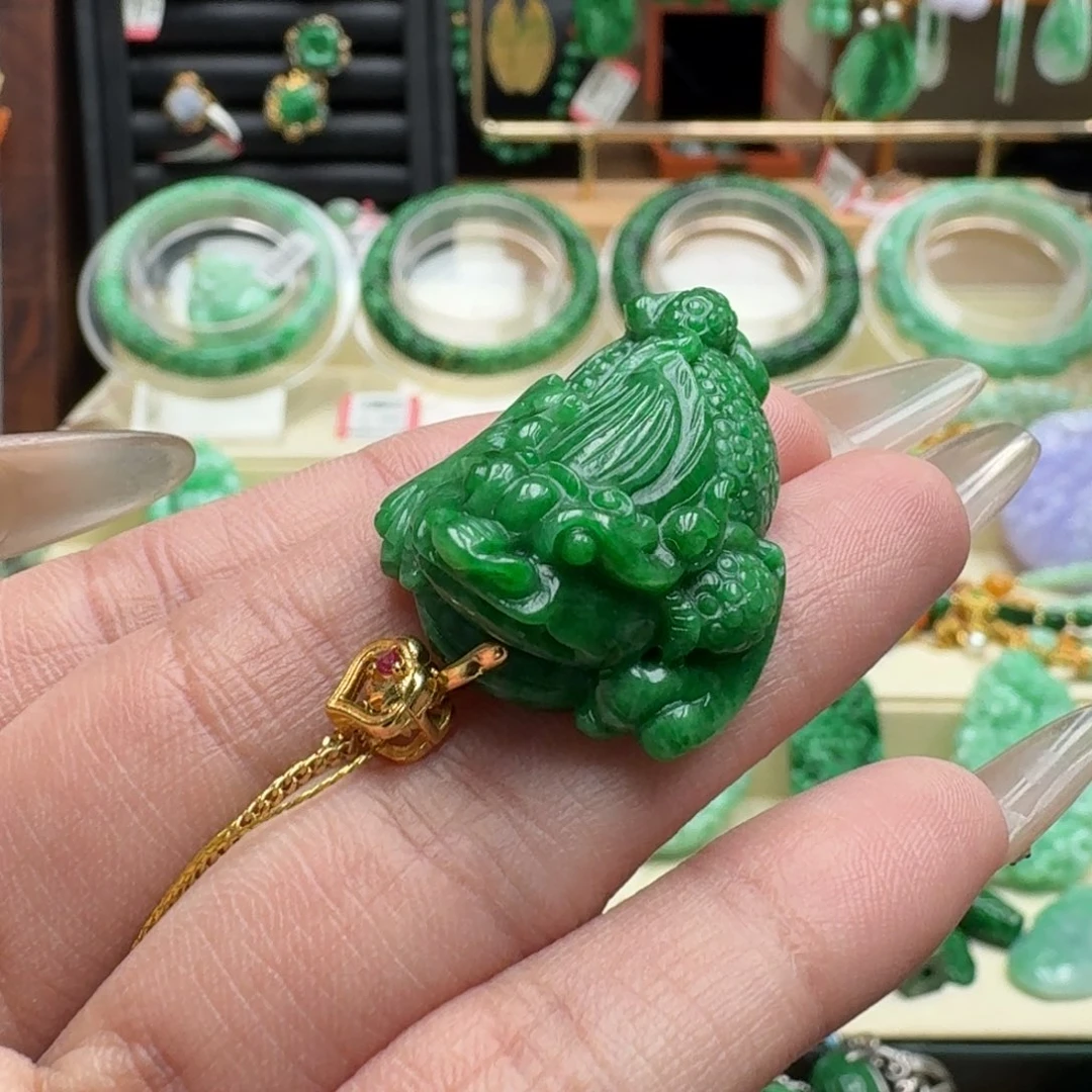 翡翠未镶嵌颈饰翡翠吊坠