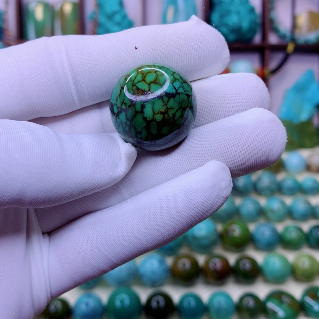 绿松石未镶嵌颈饰