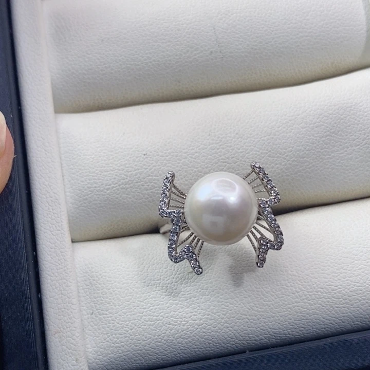 银S925镶嵌淡水珍珠戒指