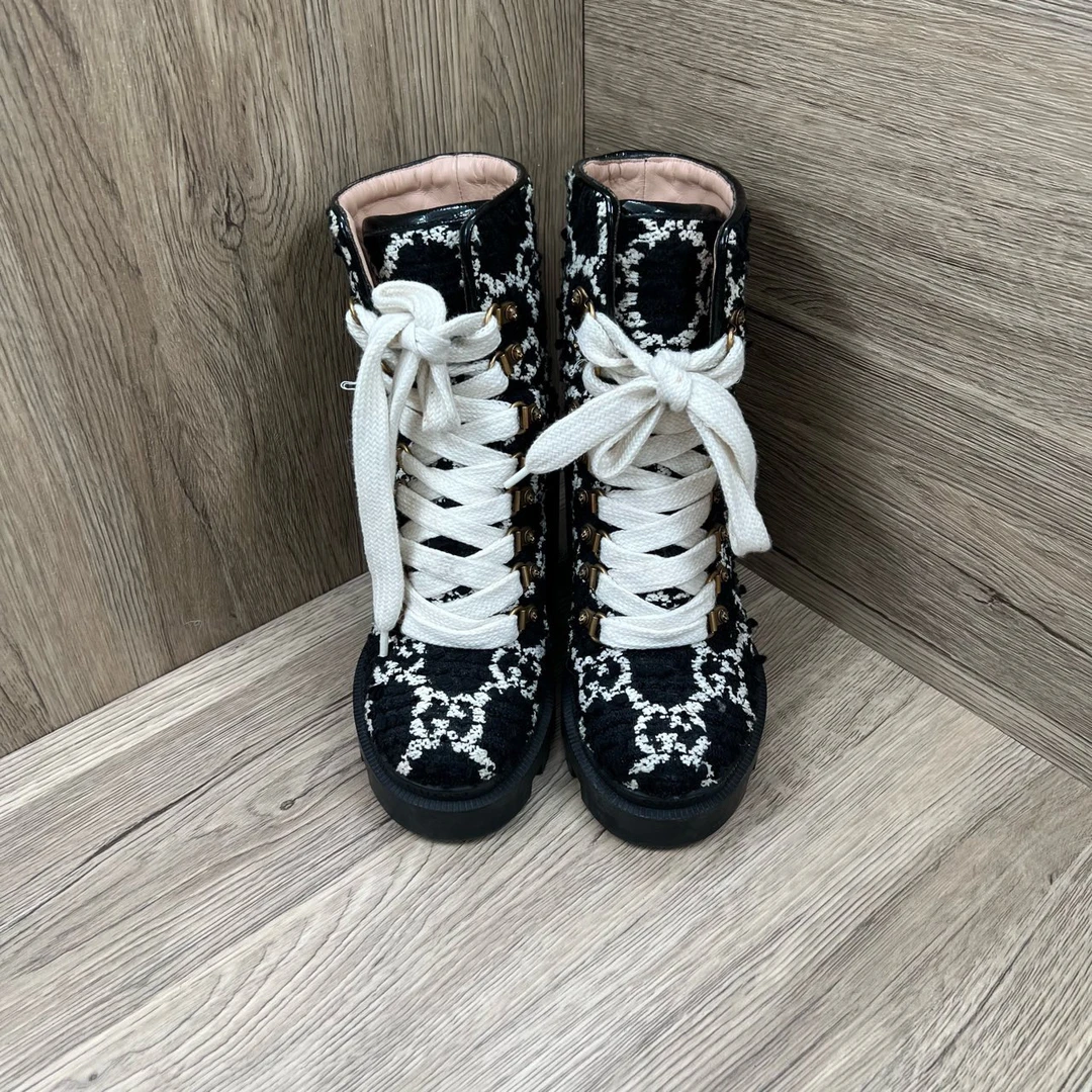 95新 GUCCI/古驰 黑色毛呢双G满印厚底马丁靴 35码/95新/无配件