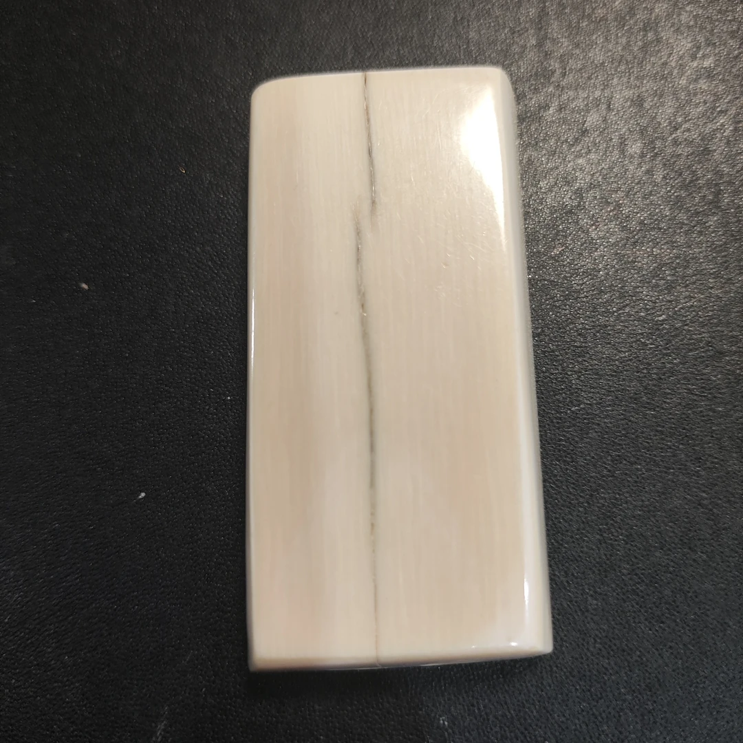 猛犸瑕疵无事牌30.7克链接M188