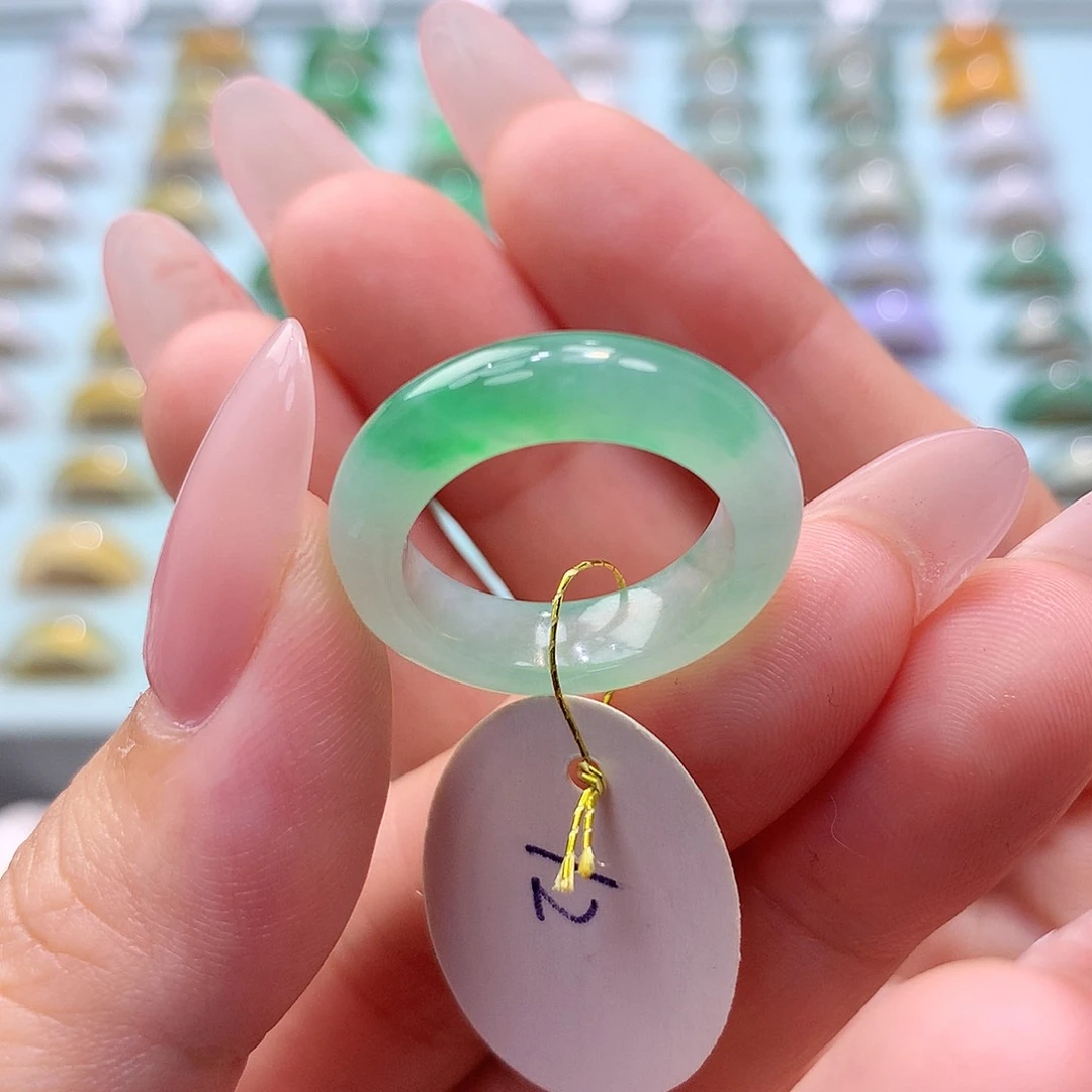 未镶嵌戒指翡翠12圈