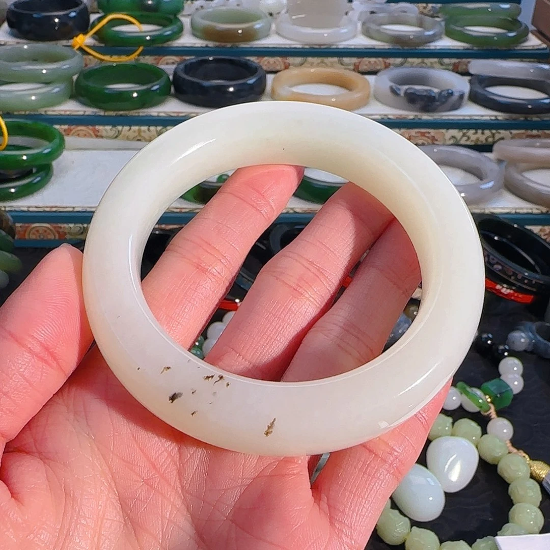 未镶嵌手镯和田玉白玉手镯