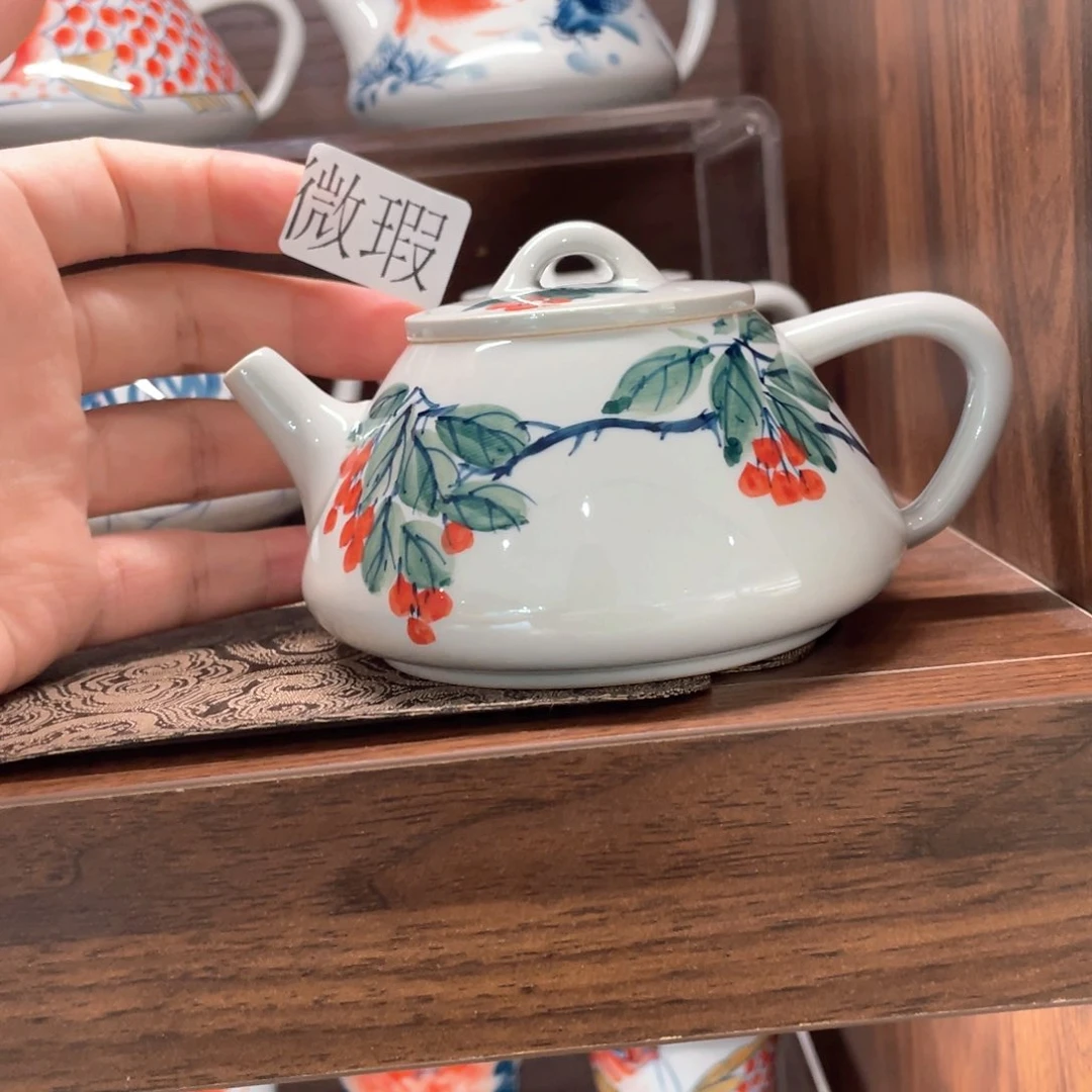 釉下手绘茶具微瑕