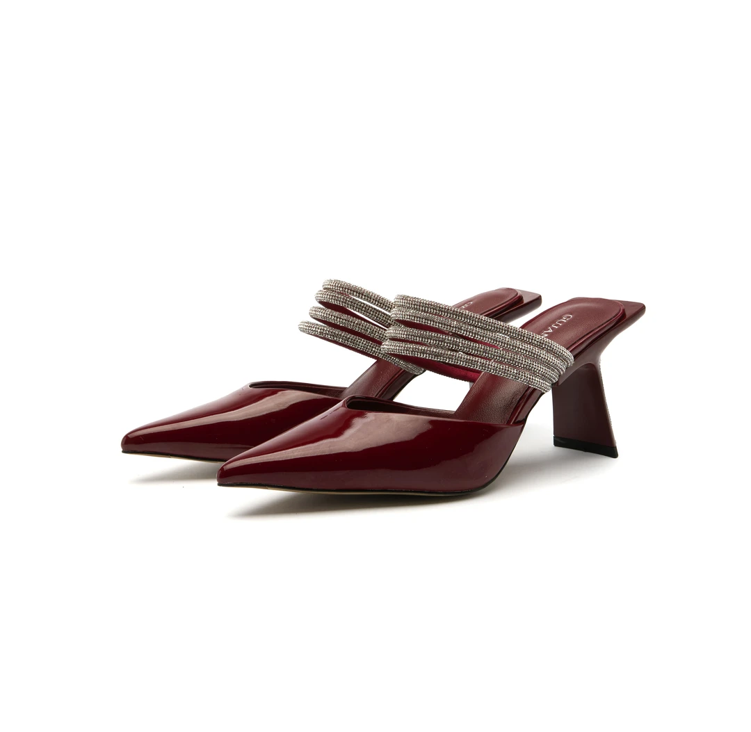 JANEHARLOW尖头高跟水钻链条真皮名媛晚宴包头凉拖鞋J81BM52850