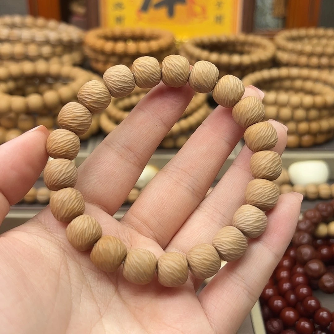 吊坠猴头核桃全品云锦