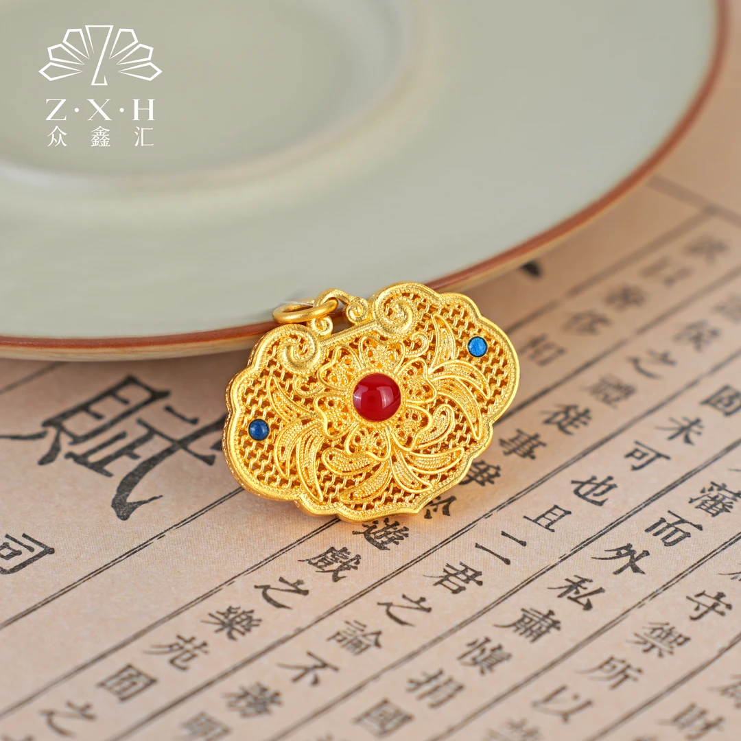 {众鑫汇}足金999 珐琅彩花开富贵如意锁包吊坠9.1克