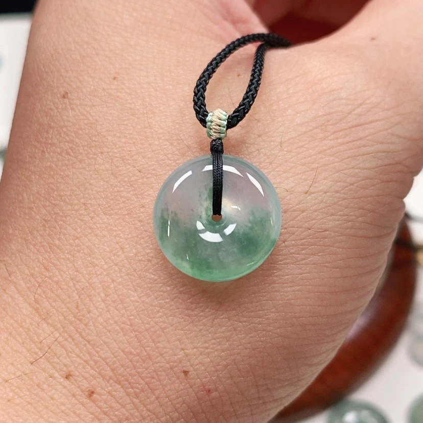 【闪购商品】翡翠未镶嵌吊坠(不含链)