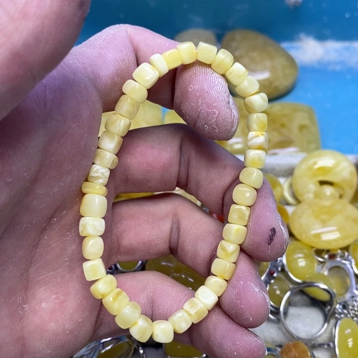 蜜蜡裸石未镶嵌多样性发货