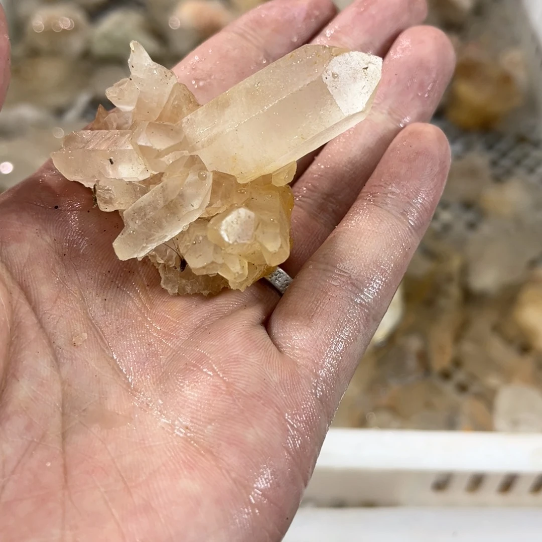 水晶晶簇原石未镶嵌愛****綠