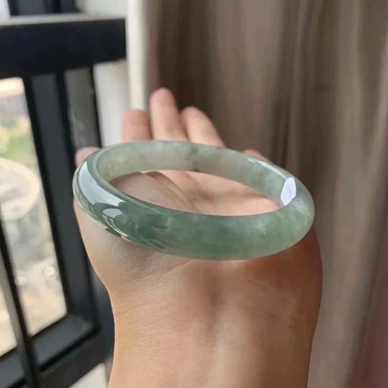 青栀精品文玩手镯多样性发其一编号C-0124