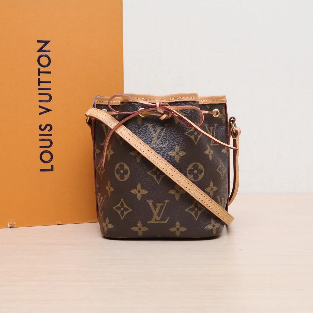 95新 LouisVuitton/路易威登 【黑黑】NOÉ 水桶包 Nano 13 2018
