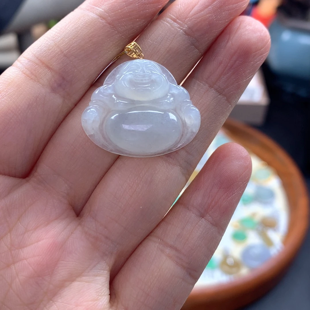 颈饰18K金镶嵌翡翠S****。