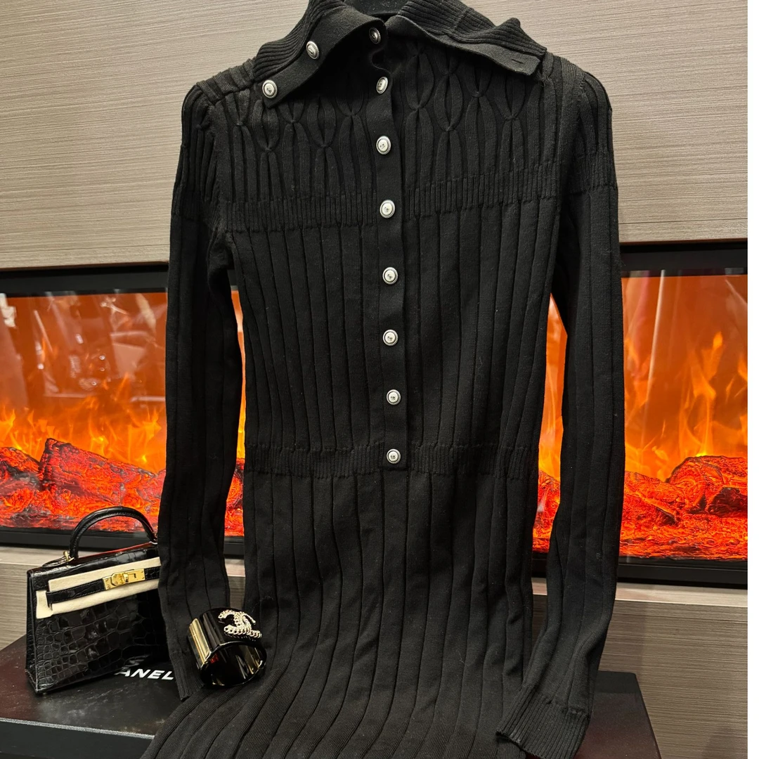 99新 Chanel/香奈儿 滑雪系列连衣裙38码