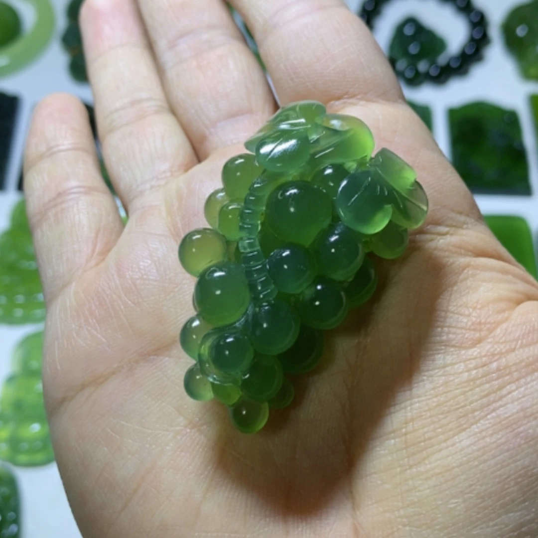 【闪购商品】未镶嵌蛇纹石玉颈饰