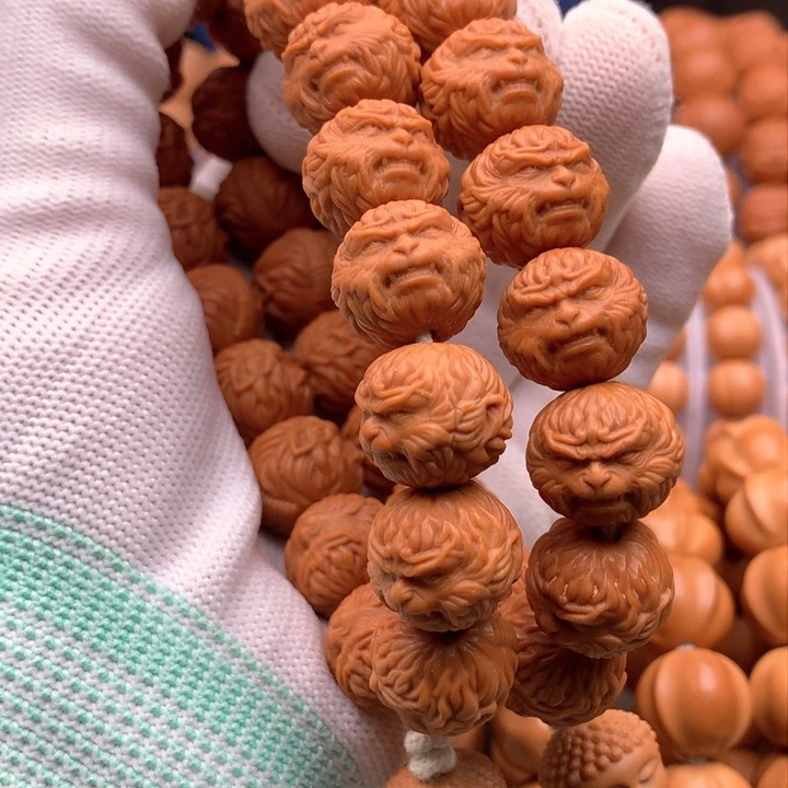 猴头核桃手串?****歌大圣