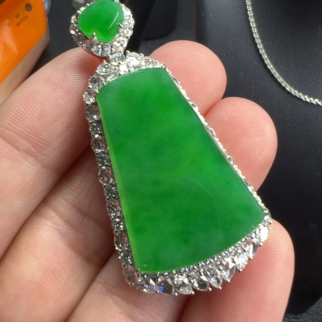 翡翠18K金镶嵌颈饰整体47.5