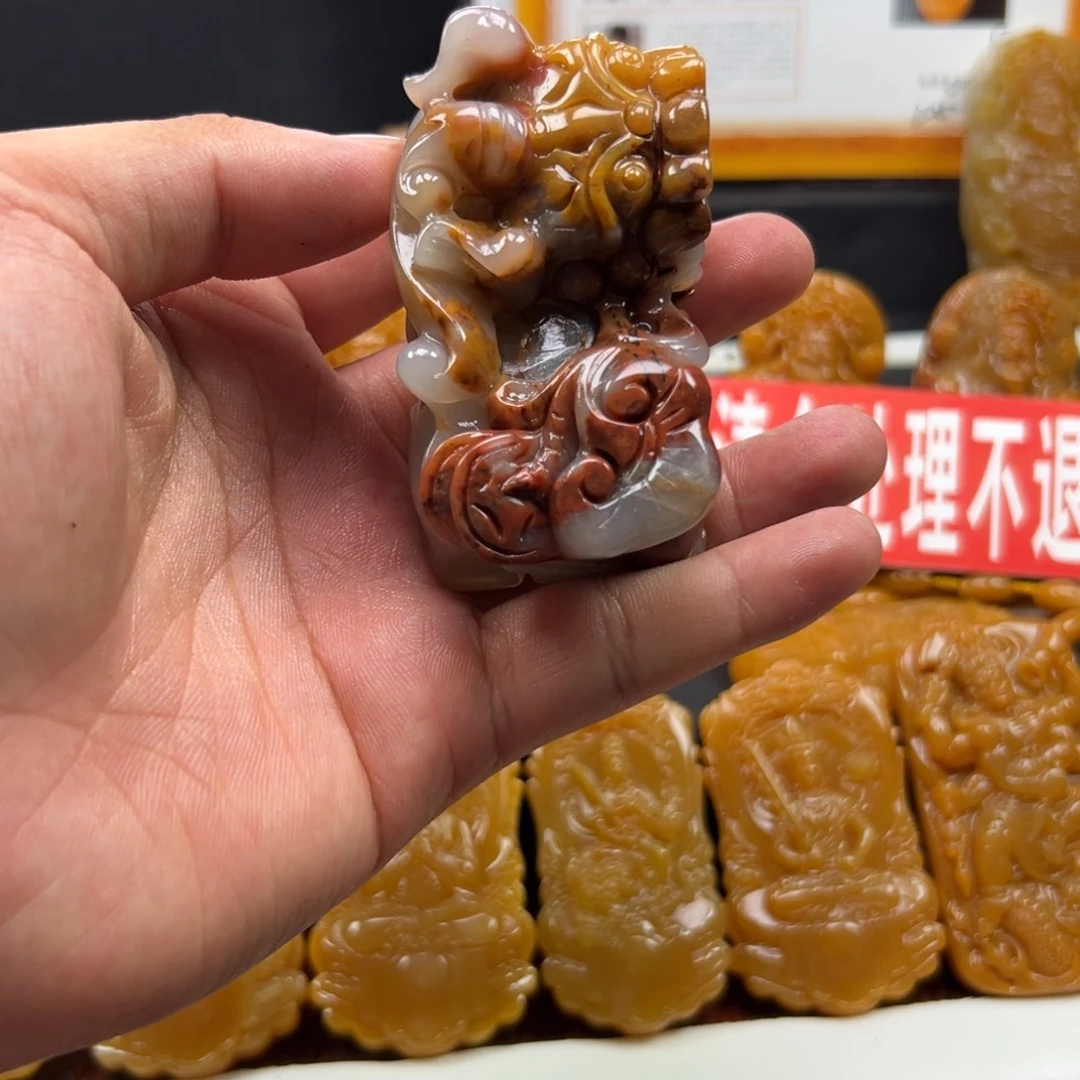 石英质玉（黄龙玉）未镶嵌多样性发货，发其一