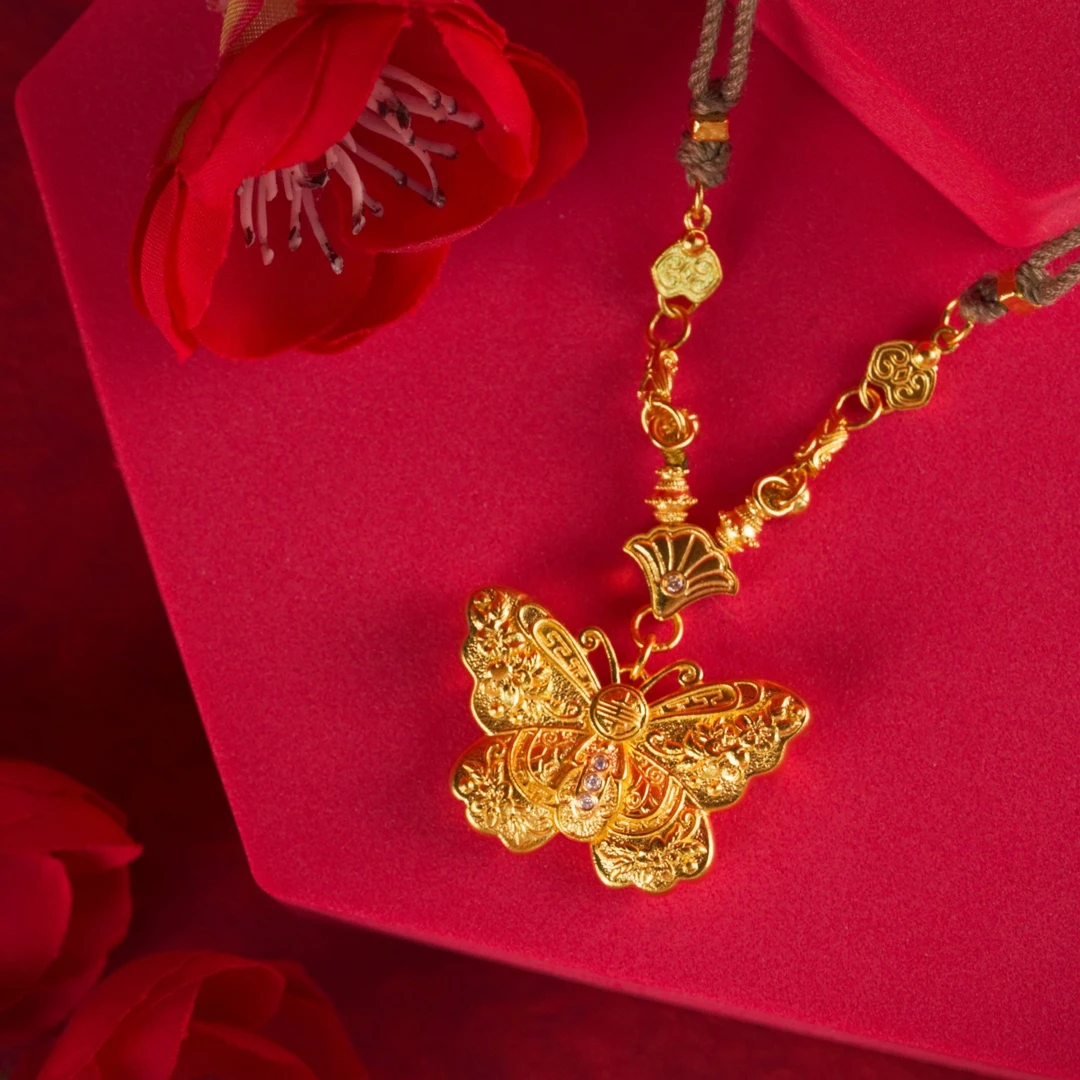 足金【惊鸿一舞】【福蝶】蝶舞纷飞蝴蝶项链足金镶嵌莫桑钻 项链