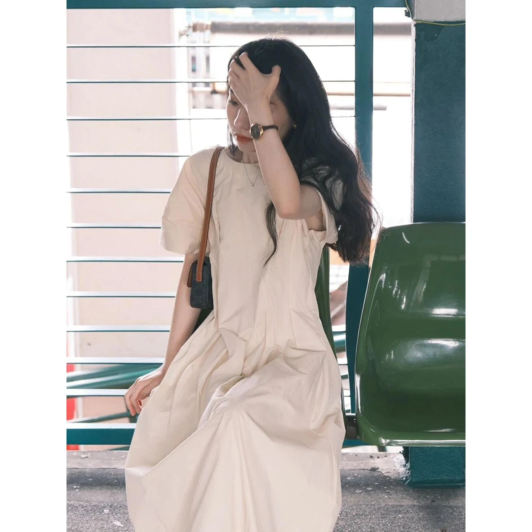 2025年夏季高级感小个子通勤宽松茶歇裙法式泡泡袖显瘦绝美连衣裙
