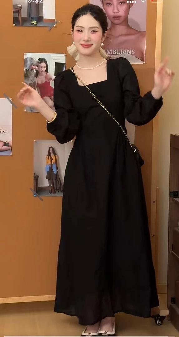 2025月夜黑复古休闲风极简风长裙方领高腰连衣裙女装秋季