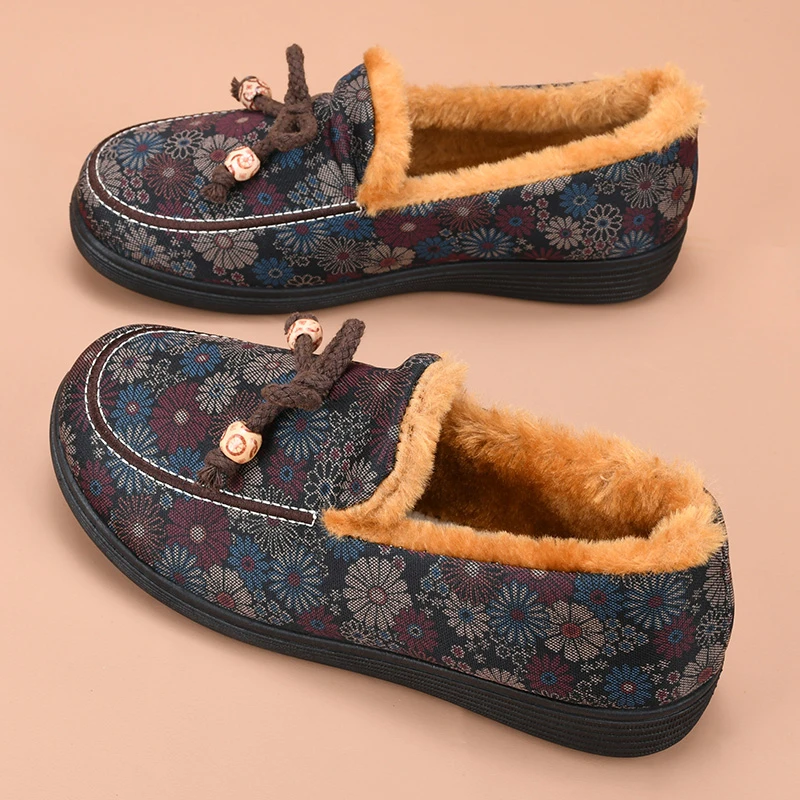 冬季老北京棉鞋女加绒保暖妈妈鞋中老年软底防滑加厚老人休闲棉靴