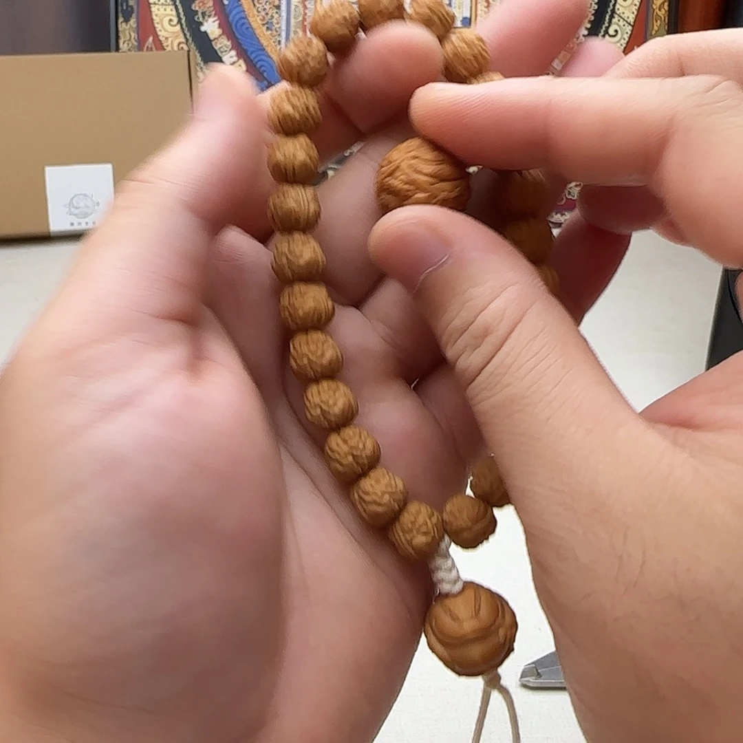 猴头核桃手串全品蝉王