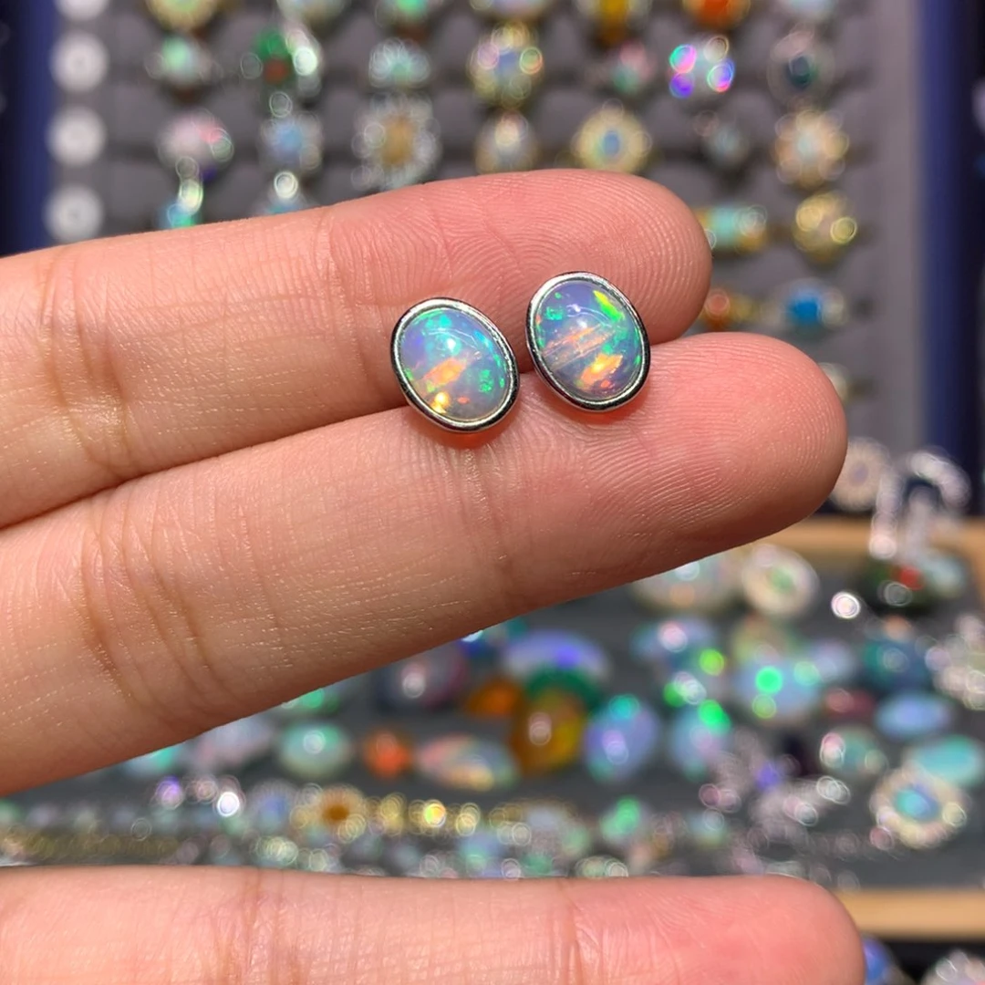 银S925镶嵌欧泊耳钉