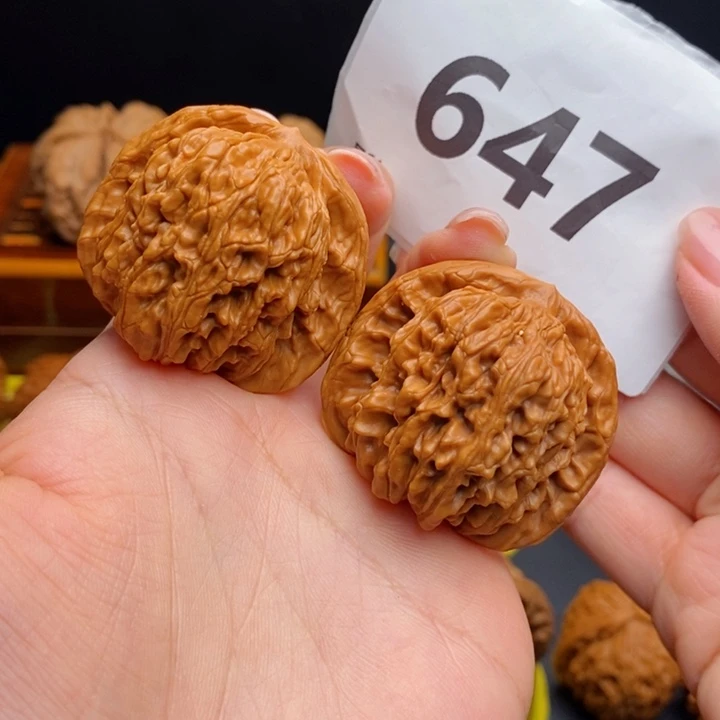 文玩核桃吊坠647-4.1尺楼子