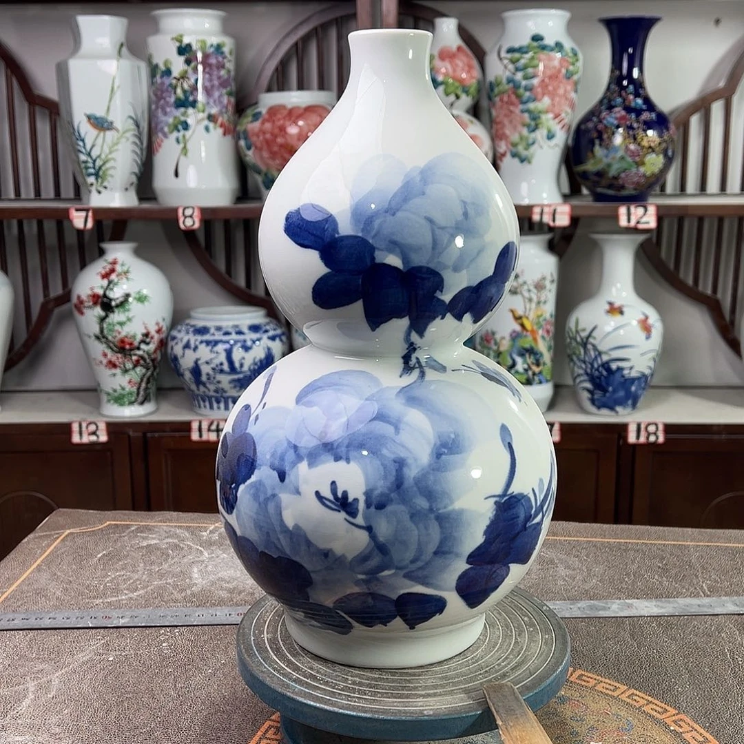 陶摆件景德镇陶瓷葫青牡