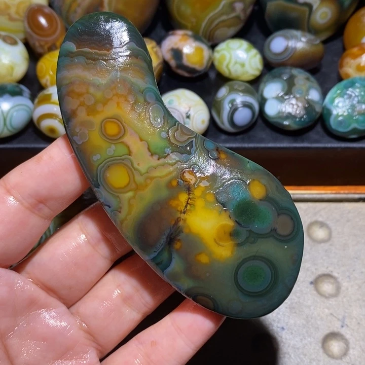 未镶嵌玛瑙/玉髓珠宝半成品176