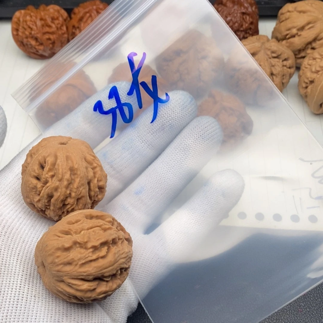 【闪购商品】文玩核桃吊坠霸王龙