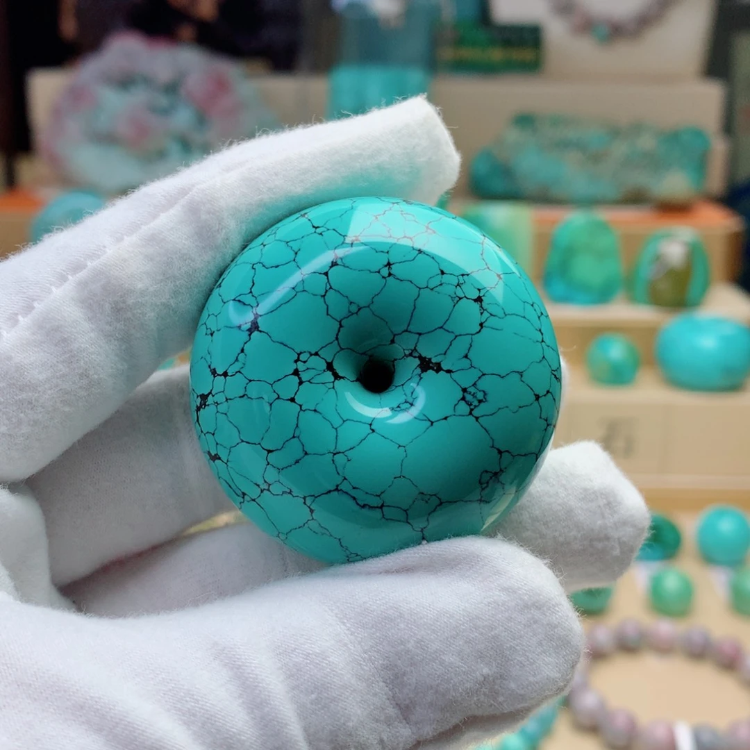 绿松石颈饰未镶嵌