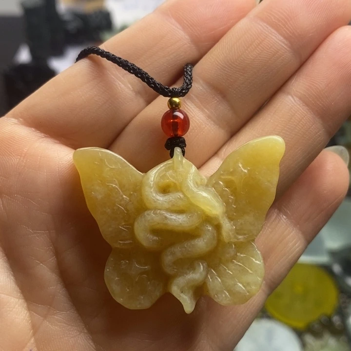 合金蛇纹石玉颈饰