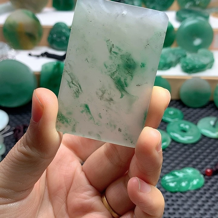 未镶嵌石英质玉珠宝半成品