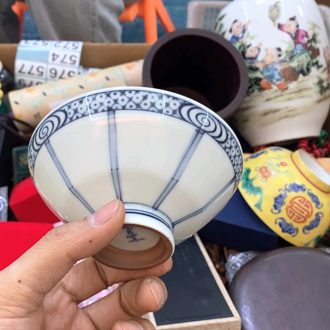 瓷片哈哈哈我要睡觉