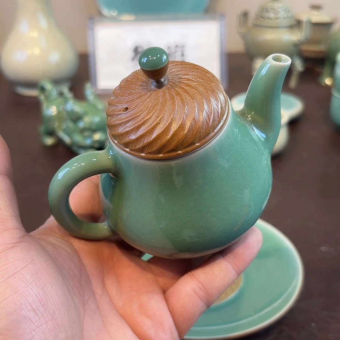 瓷片龙泉青瓷福利青瓷