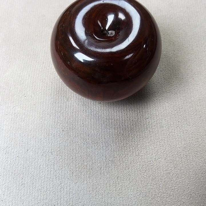 木质海****5老挝大红酸枝苹果一对