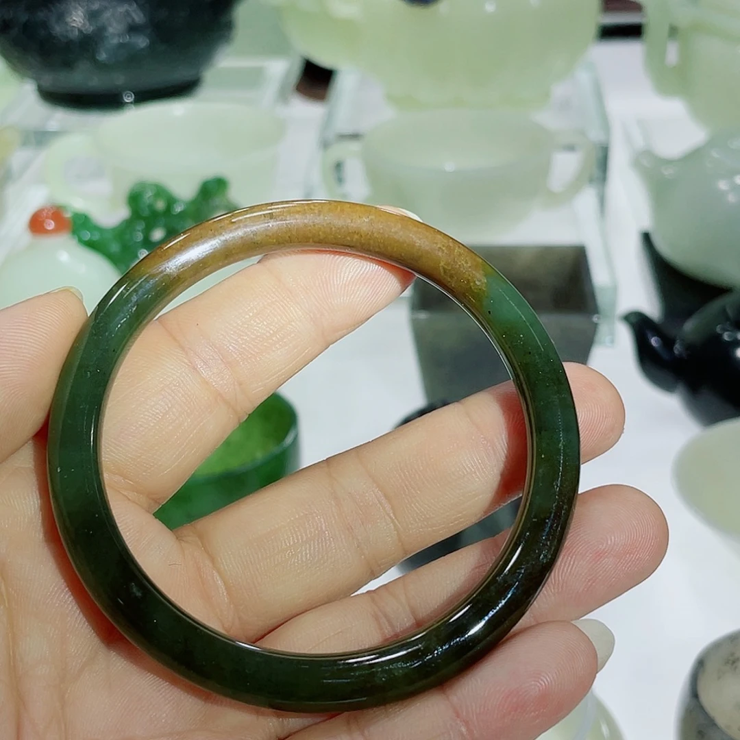 和田玉把件未镶嵌