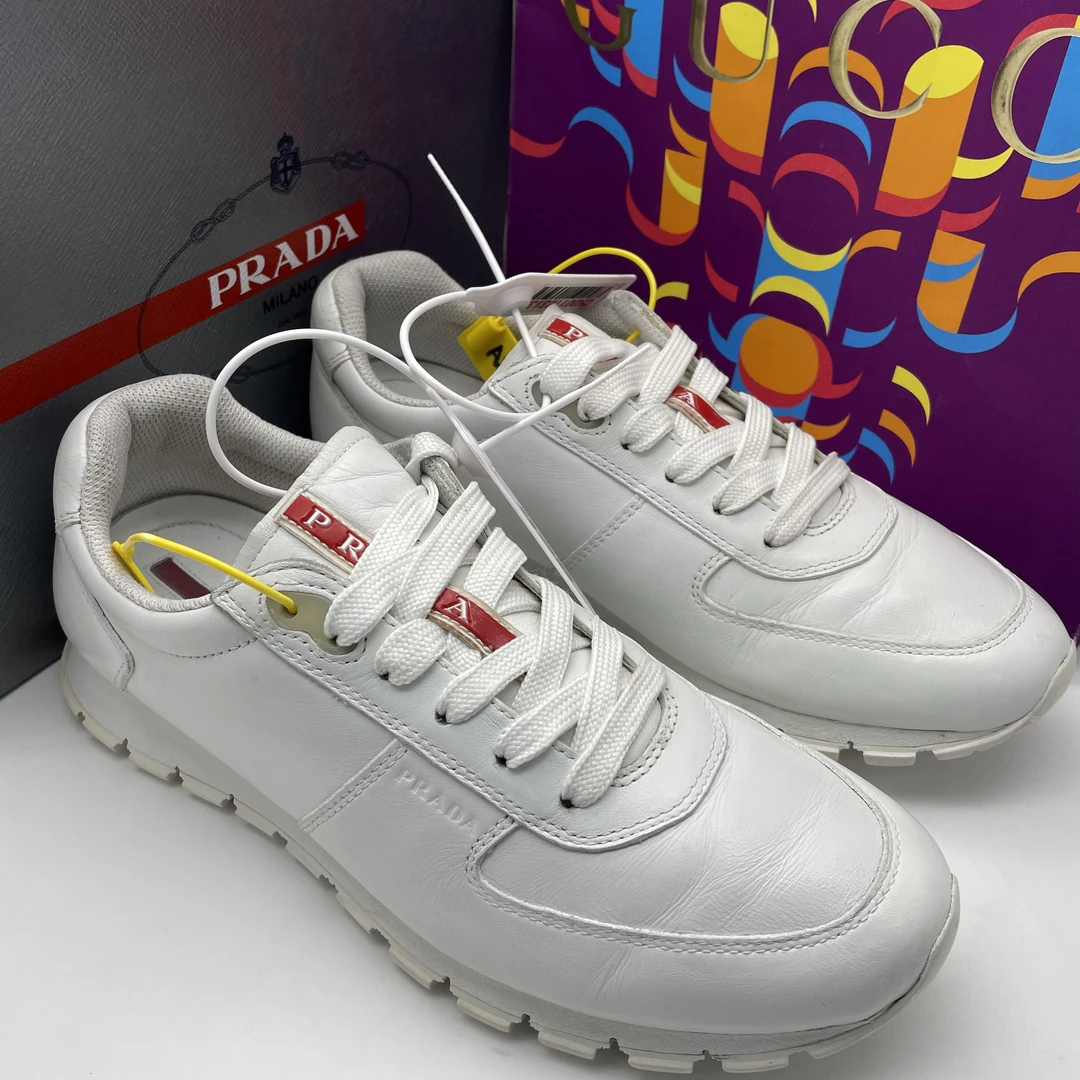 95新 Prada/普拉达 40.5欧码 二手男士白色皮革休闲运动鞋