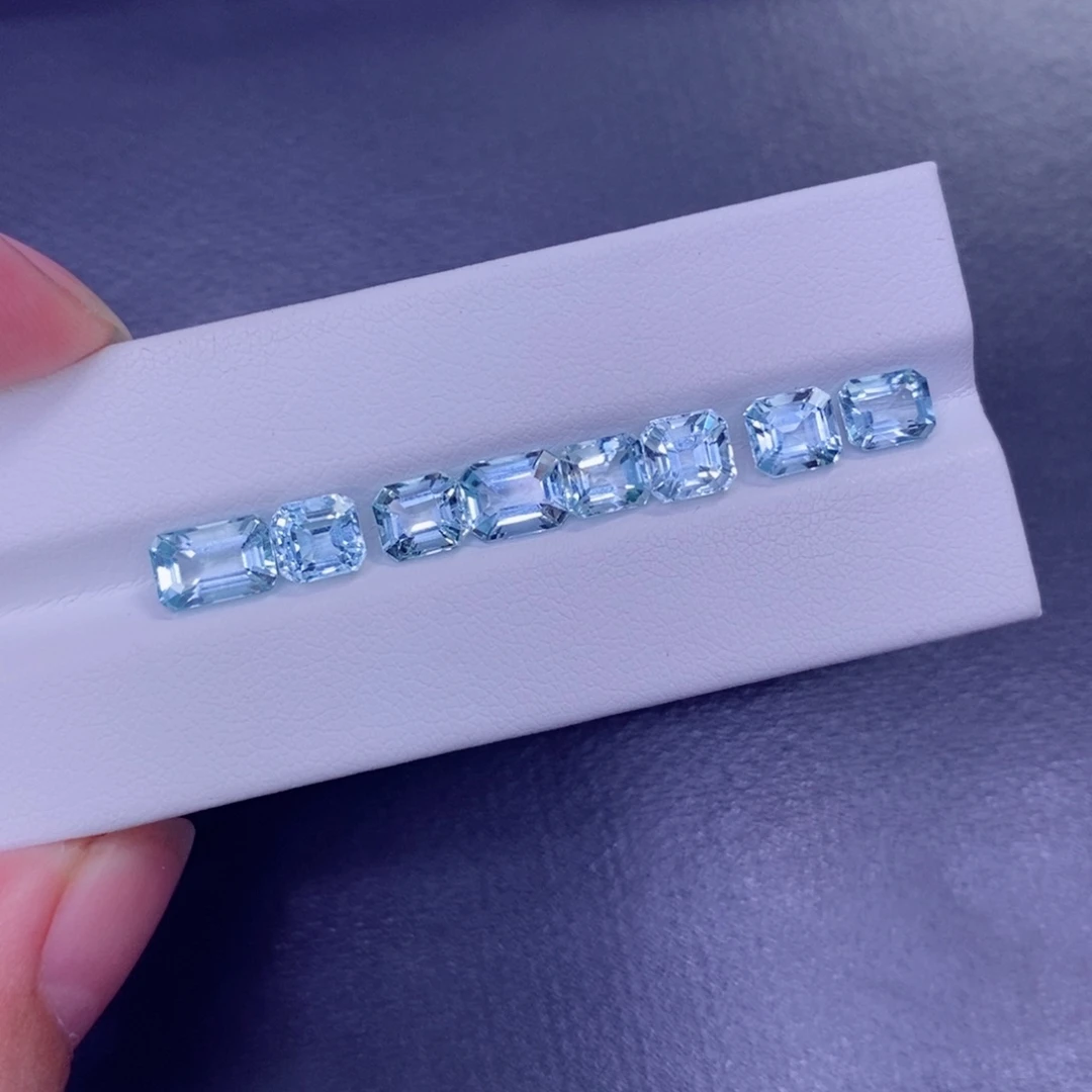 裸石海蓝宝石180一克拉，仅供展示，挑好上定向