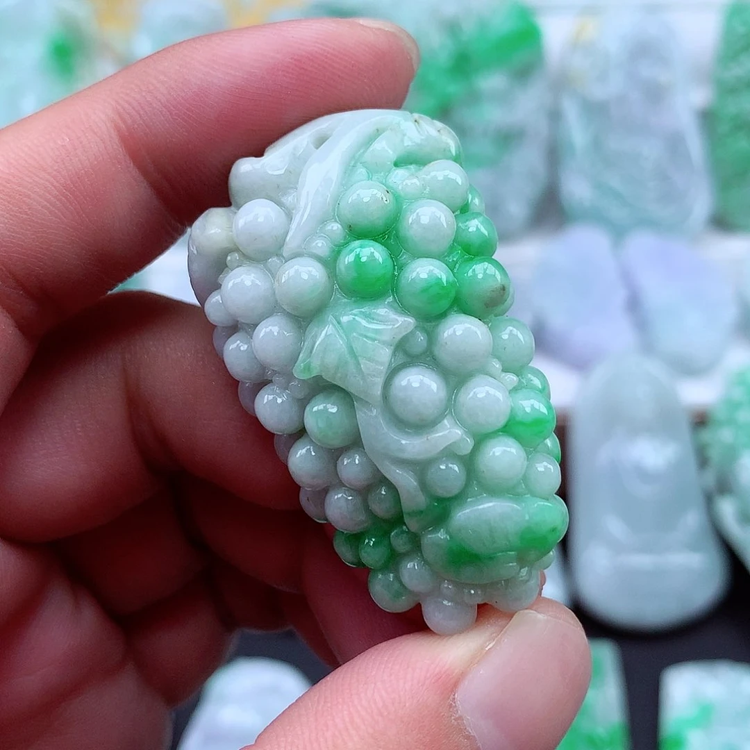 翡翠未镶嵌颈饰翡翠吊坠